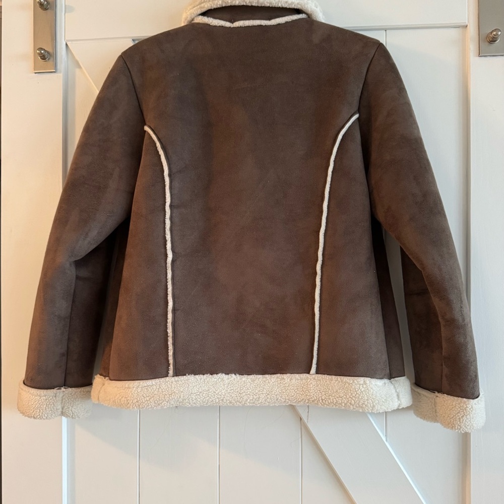 Women's Brown Shearling-Trim Ski Jacket - Picture 2 of 6